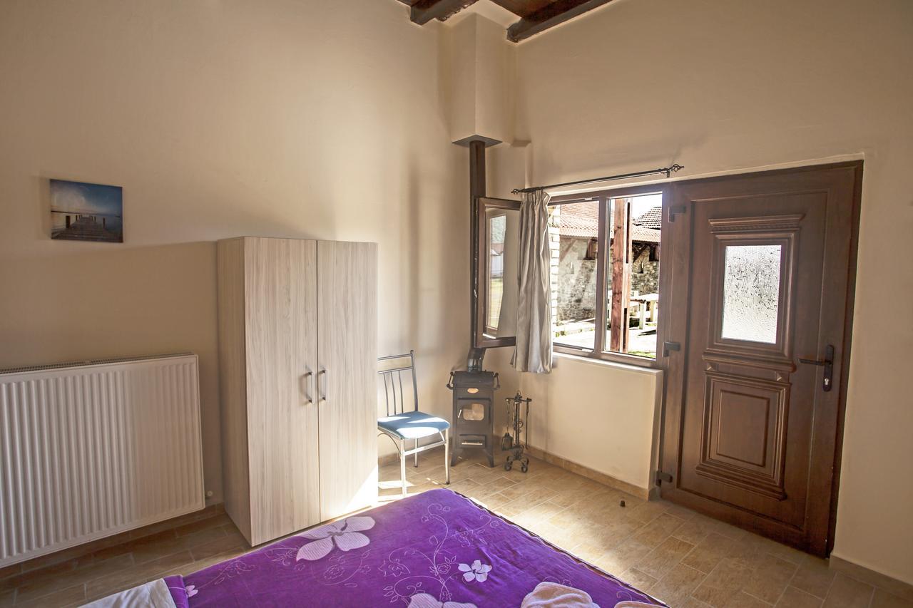 Ihnilatis Bed and Breakfast Kerkini Exteriör bild